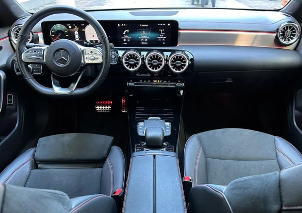 Mercedes-Benz CLA cena 199999 przebieg: 59492, rok produkcji 2022 z Iwonicz-Zdrój małe 301
